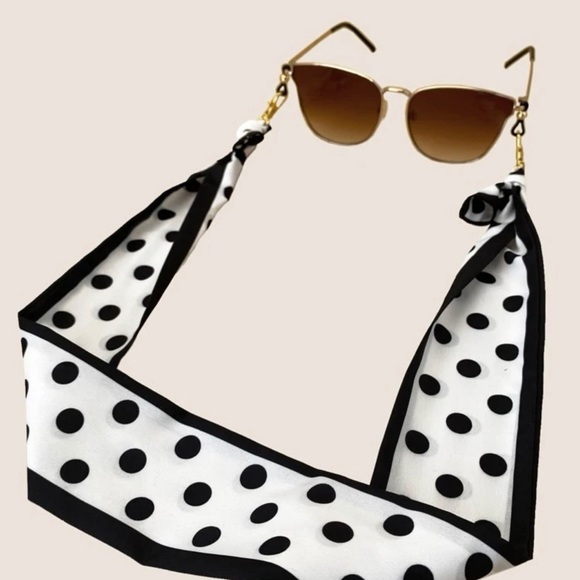 NWT Accessory - Picture 4 of 4